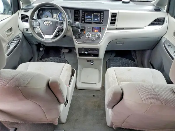 5TDZZ3DC4LS087681 2020 TOYOTA SIENNA - Image 8
