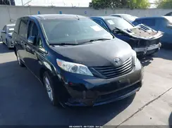 5TDZZ3DC5HS870113 2017 TOYOTA SIENNA
