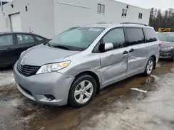 5TDZZ3DC5HS890197 2017 TOYOTA SIENNA