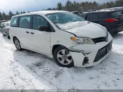 5TDZZ3DC5JS901902 2018 TOYOTA SIENNA