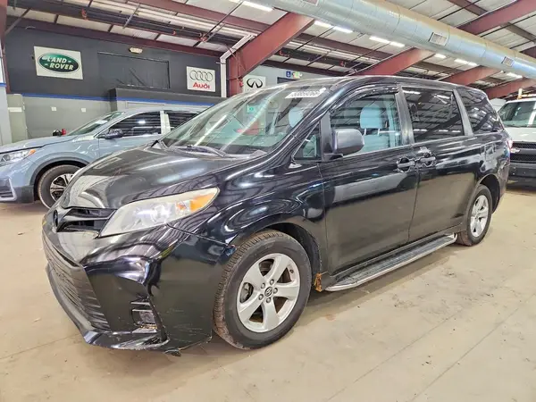 5TDZZ3DC5KS002572 2019 TOYOTA SIENNA - Image 1
