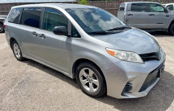 5TDZZ3DC5LS030793 2020 TOYOTA SIENNA - Image 1