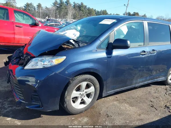 5TDZZ3DC5LS073465 2020 TOYOTA SIENNA - Image 2