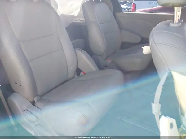 5TDZZ3DC5LS073465 2020 TOYOTA SIENNA - Image 8