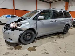 5TDZZ3DC6HS772921 2017 TOYOTA SIENNA