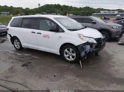 5TDZZ3DC6HS844913 2017 TOYOTA SIENNA