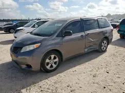 5TDZZ3DC6HS862151 2017 TOYOTA SIENNA