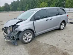 5TDZZ3DC6HS884781 2017 TOYOTA SIENNA
