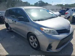 5TDZZ3DC6JS942443 2018 TOYOTA SIENNA