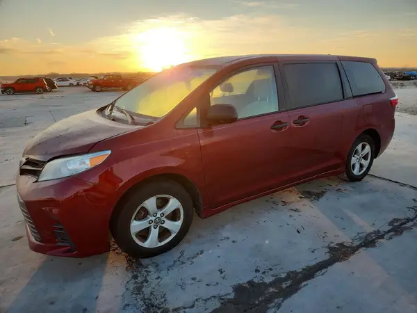 5TDZZ3DC6KS003312 2019 TOYOTA SIENNA - Image 1