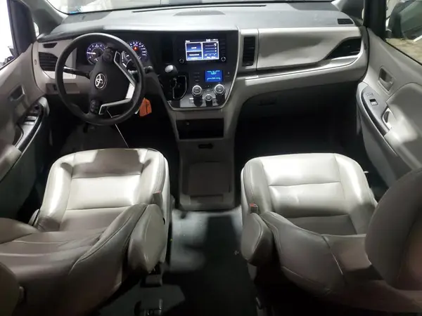 5TDZZ3DC6LS082787 2020 TOYOTA SIENNA - Image 8