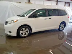 5TDZZ3DC7HS828817 2017 TOYOTA SIENNA