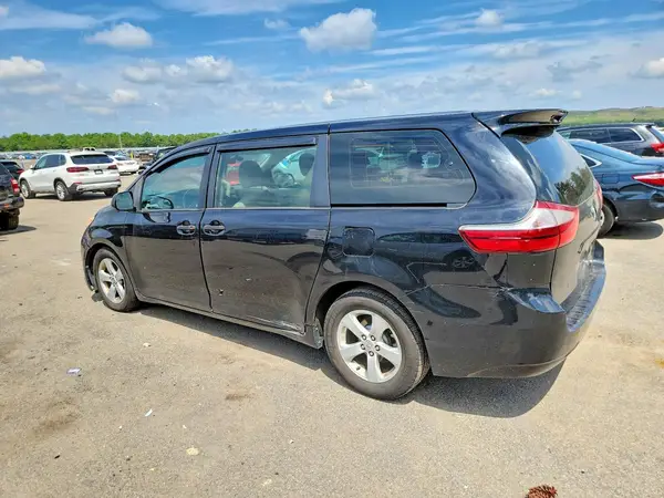 5TDZZ3DC7HS836738 2017 TOYOTA SIENNA - Image 2