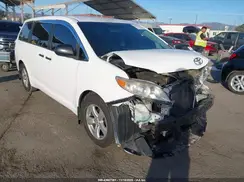 5TDZZ3DC7HS869741 2017 TOYOTA SIENNA