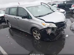 5TDZZ3DC7JS913260 2018 TOYOTA SIENNA