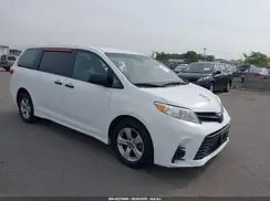 5TDZZ3DC7JS929541 2018 TOYOTA SIENNA