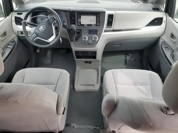5TDZZ3DC7LS029435 2020 TOYOTA SIENNA - Image 8