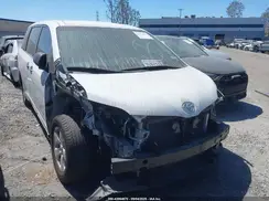 5TDZZ3DC8HS770779 2017 TOYOTA SIENNA