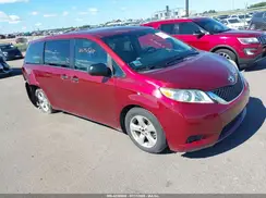 5TDZZ3DC8HS798145 2017 TOYOTA SIENNA