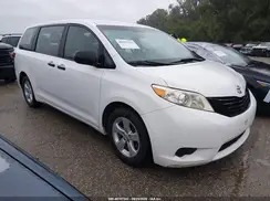 5TDZZ3DC8HS799571 2017 TOYOTA SIENNA