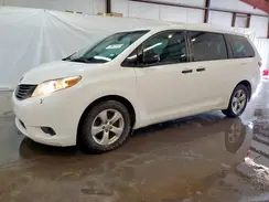 5TDZZ3DC8HS827952 2017 TOYOTA SIENNA