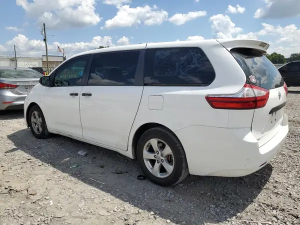 5TDZZ3DC8HS883518 2017 TOYOTA SIENNA - Image 2