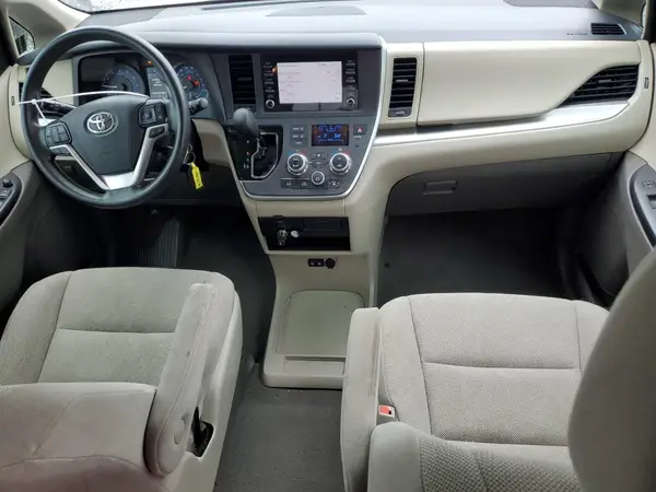 5TDZZ3DC8LS061830 2020 TOYOTA SIENNA - Image 8