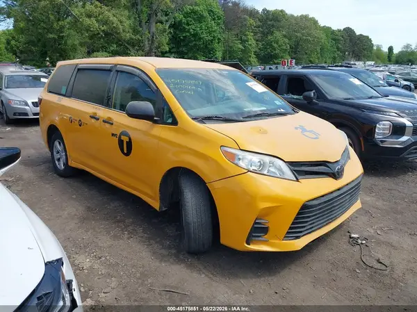 5TDZZ3DC8LS061973 2020 TOYOTA SIENNA - Image 1
