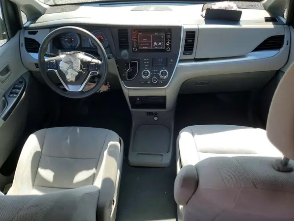 5TDZZ3DC8LS073881 2020 TOYOTA SIENNA - Image 8