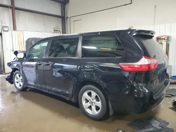 5TDZZ3DC8LS076036 2020 TOYOTA SIENNA - Image 2