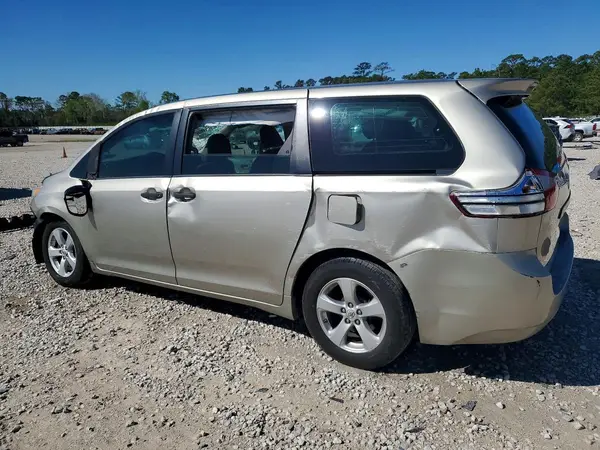 5TDZZ3DC9HS792970 2017 TOYOTA SIENNA - Image 2