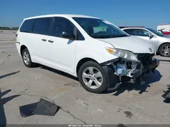 5TDZZ3DC9HS876027 2017 TOYOTA SIENNA