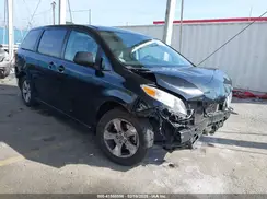 5TDZZ3DC9KS995476 2019 TOYOTA SIENNA