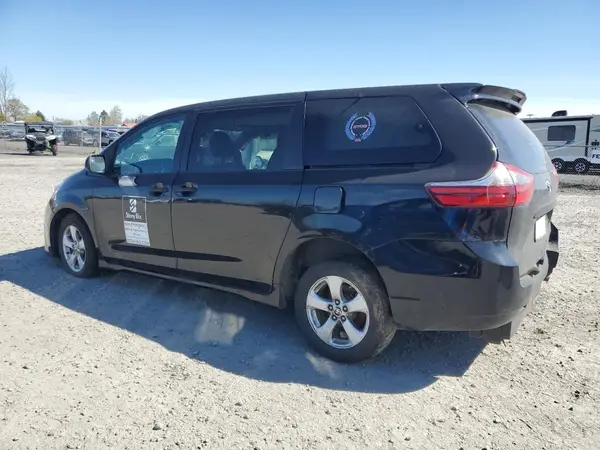 5TDZZ3DC9LS065532 2020 TOYOTA SIENNA - Image 2