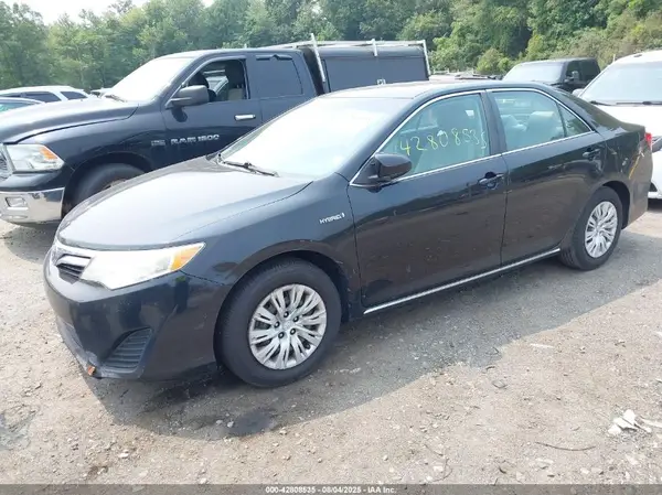 5TDZZ3DCOHS790119 2017 TOYOTA SIENNA - Image 2