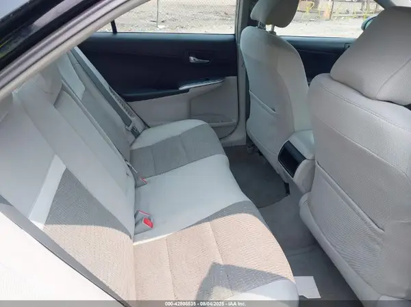 5TDZZ3DCOHS790119 2017 TOYOTA SIENNA - Image 8