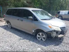 5TDZZ3DCXHS788829 2017 TOYOTA SIENNA