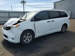 5TDZZ3DCXHS826415 2017 TOYOTA SIENNA