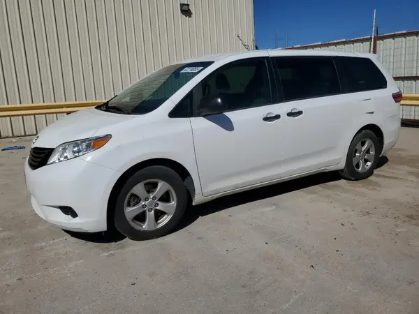 5TDZZ3DCXHS890616 2017 TOYOTA SIENNA - Image 1