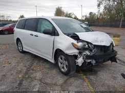 5TDZZ3DCXKS016936 2019 TOYOTA SIENNA
