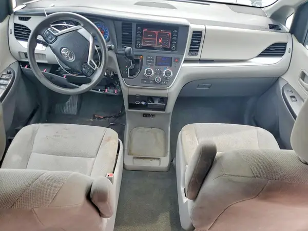 5TDZZ3DCXLS086440 2020 TOYOTA SIENNA - Image 8