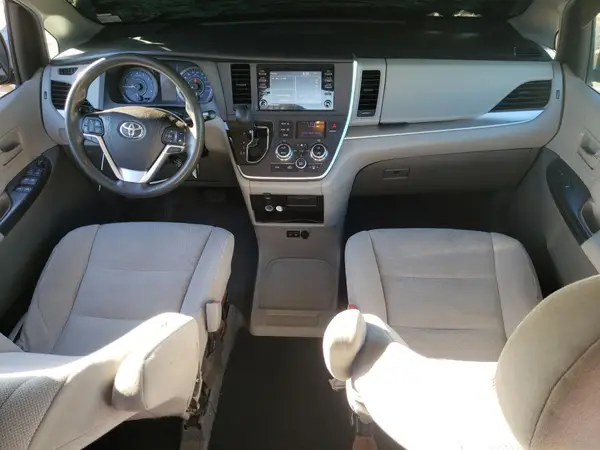 5TDZZ3DCXLS087474 2020 TOYOTA SIENNA - Image 8