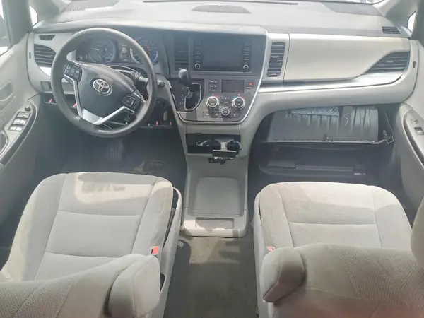 5TDZZ3DCXLS088110 2020 TOYOTA SIENNA - Image 8