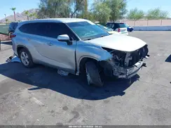 5TDZZRAH0MS031760 2021 TOYOTA HIGHLANDER
