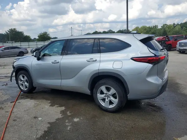 5TDZZRAH0MS054942 2021 TOYOTA HIGHLANDER - Image 2