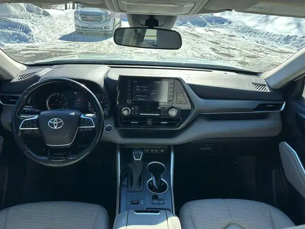 5TDZZRAH0MS515959 2021 TOYOTA HIGHLANDER - Image 8