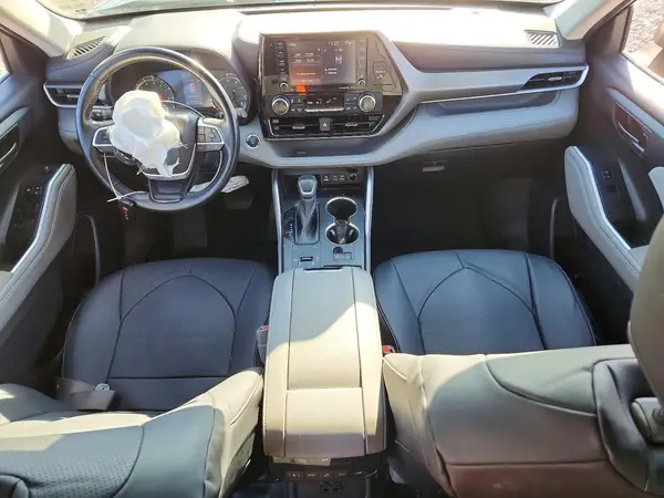 5TDZZRAH0NS118317 2022 TOYOTA HIGHLANDER - Image 8