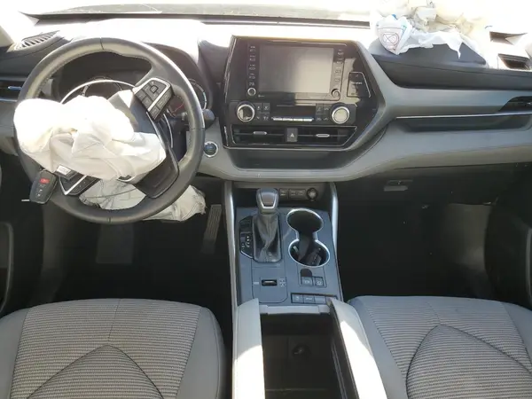 5TDZZRAH0NS556593 2022 TOYOTA HIGHLANDER - Image 8