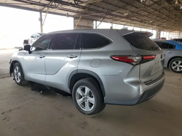 5TDZZRAH1LS504161 2020 TOYOTA HIGHLANDER - Image 2
