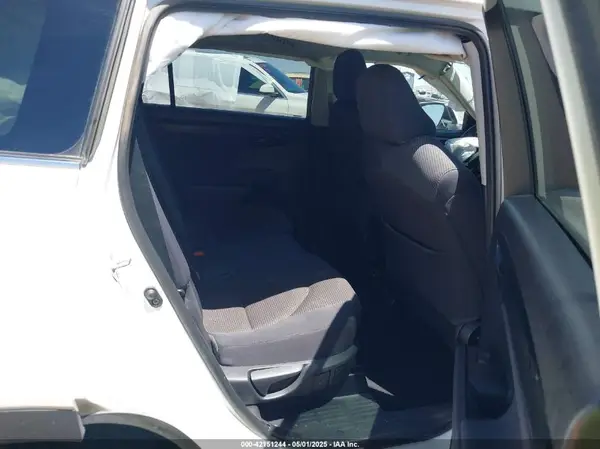 5TDZZRAH1MS071300 2021 TOYOTA HIGHLANDER - Image 8